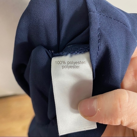 Maurices Zipper Back Ruched Side Navy Blue Top Medium - Picture 5 of 5